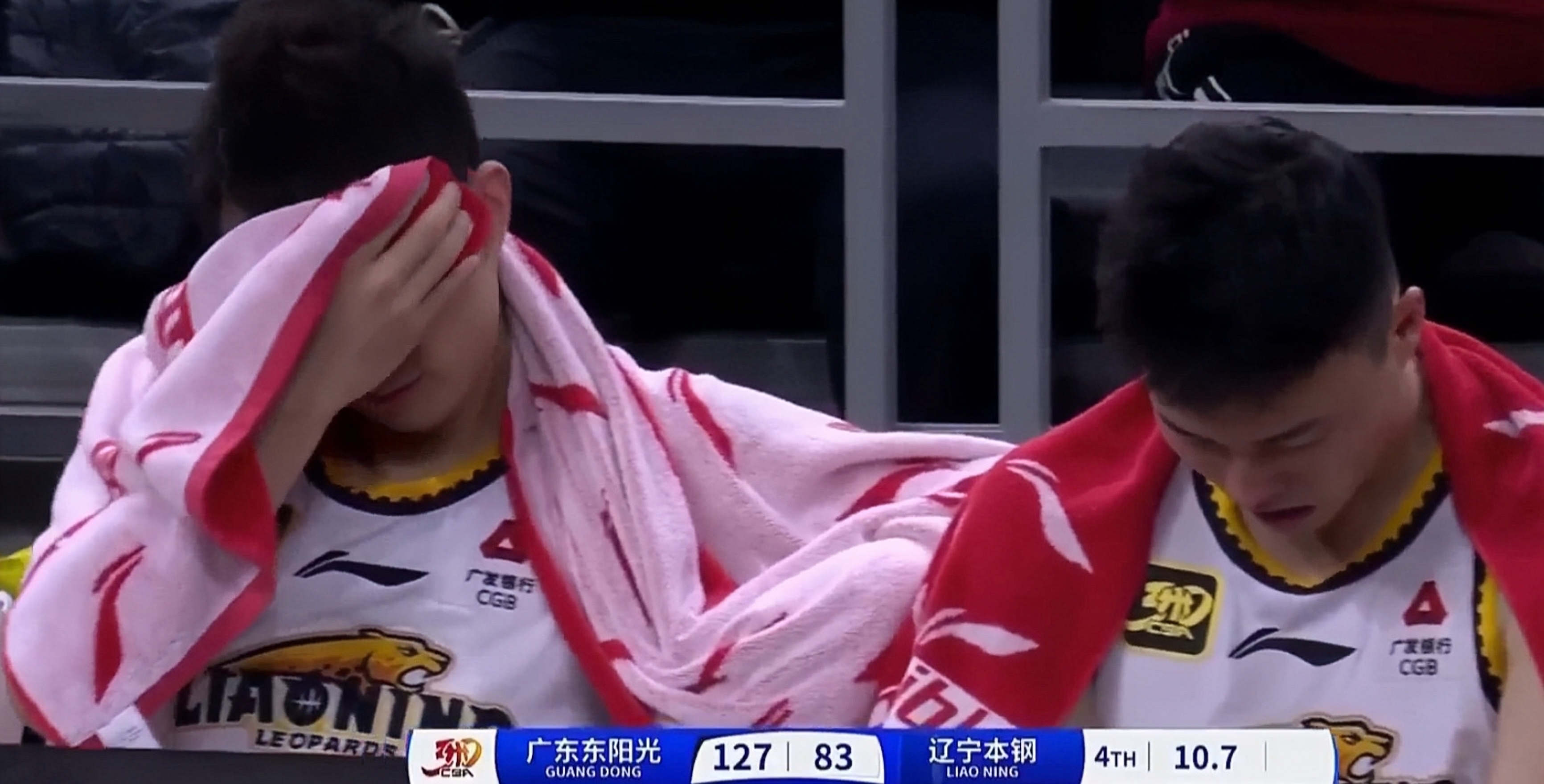 凯发国际 -冲刺阶段突围战来临，芝加哥公牛围绕CBA季后赛更衣室发声，信心回归，阵容厚度经受考验的简单介绍